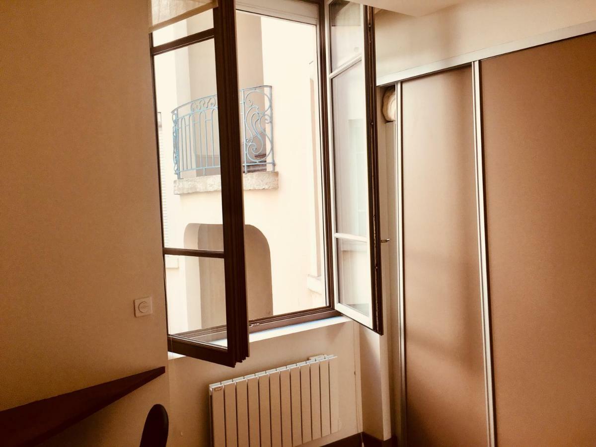 Le Calme De L'Opera. Lião Exterior foto