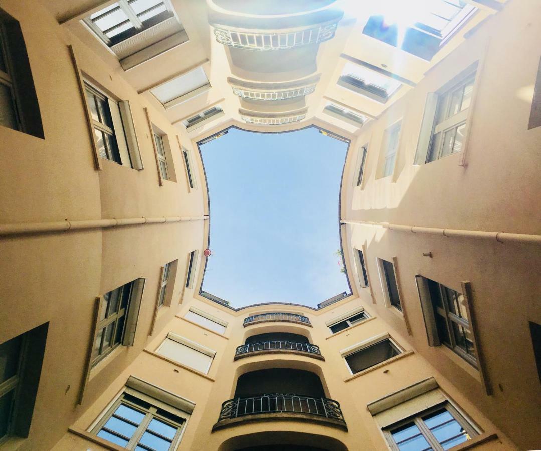 Le Calme De L'Opera. Lião Exterior foto